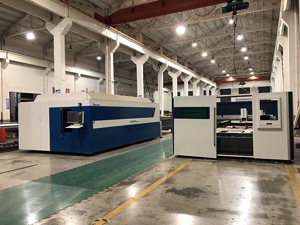 Влакна за ласерско сечење машина за лим и цевки машина 700w, 1000w, 2000w, 2500w