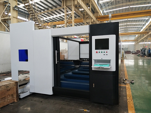 Висок прецизен 3000x1500mm Мал 1000w 1500w Влакна ласерски машина за сечење Цена